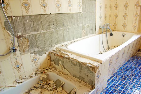 Bathtub Demolition in Arvada